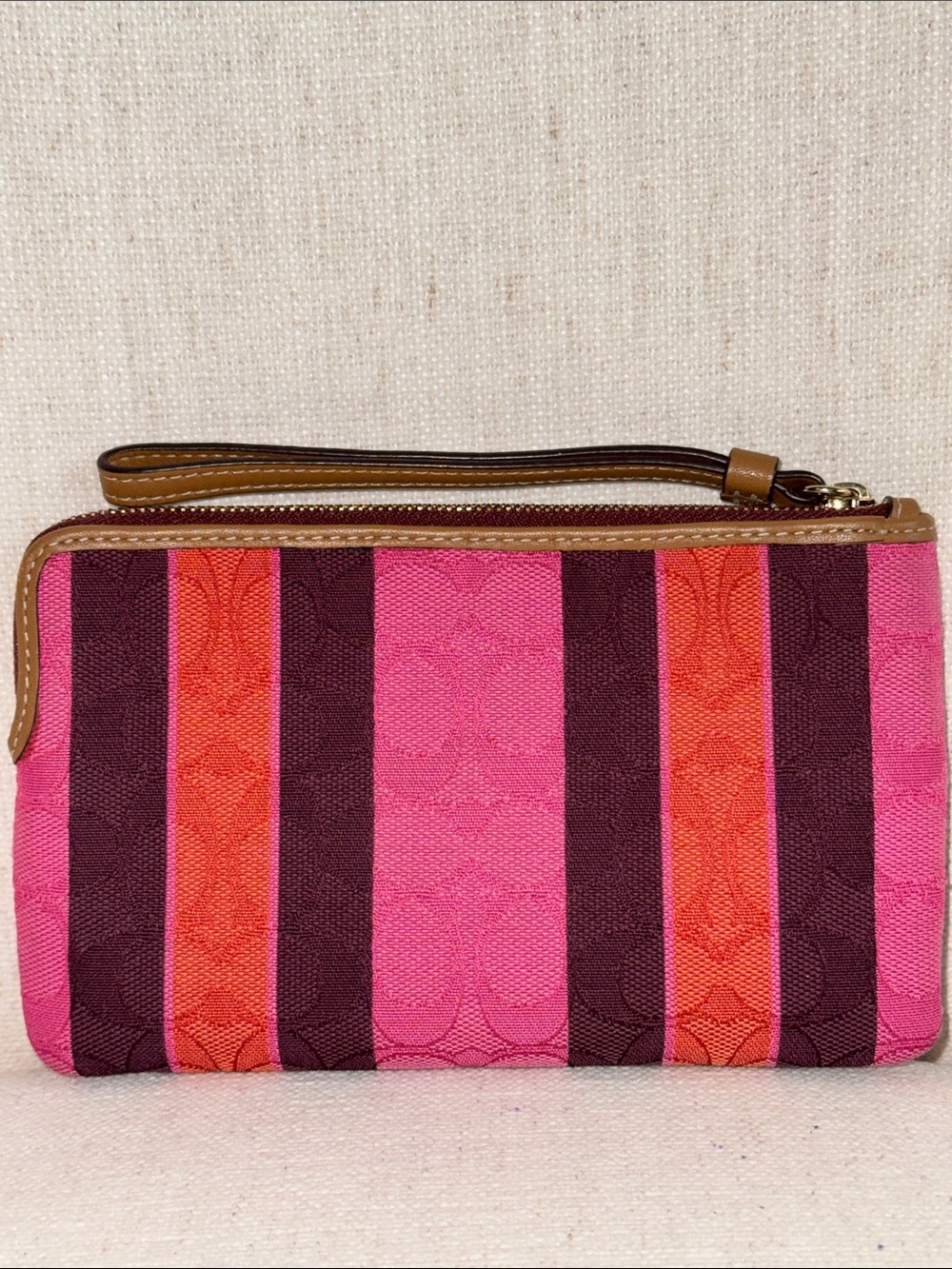 COACH Plum, Fuchsia & Orange Striped Signature Wristlet EUC - Picture 3 of 11